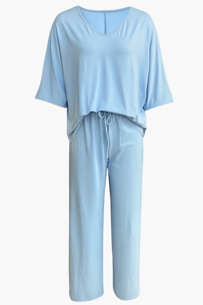 Completo da Donna 2 Pezzi – Top Scollo a V e Pantaloni Ampi Fluidi