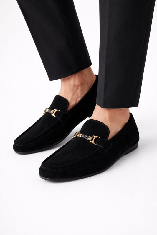 Mocassini da Uomo Effetto Scamosciato – Scarpe Eleganti Slip-On con Dettaglio Metallico