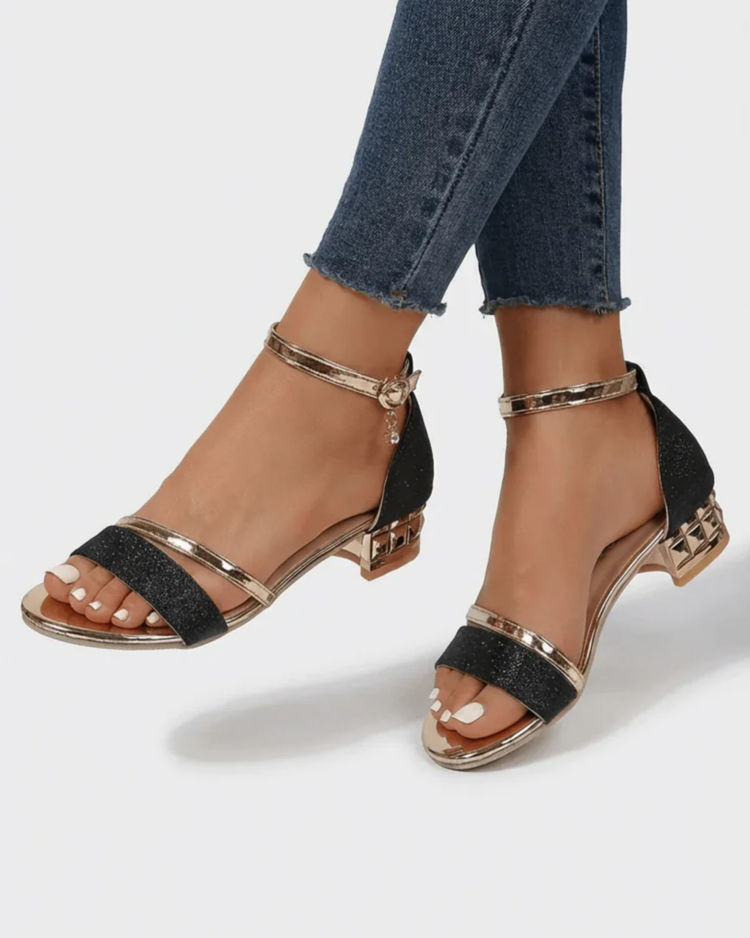 Sandales Femme à Talon Bloc avec Bride Cheville – Élégance Moderne