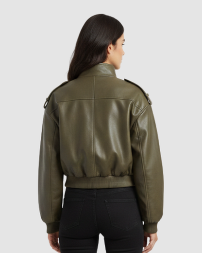Veste courte en cuir à col montant et poches cargo