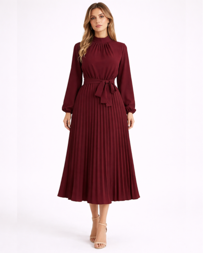 Robe midi plissée à manches longues avec col montant et ceinture