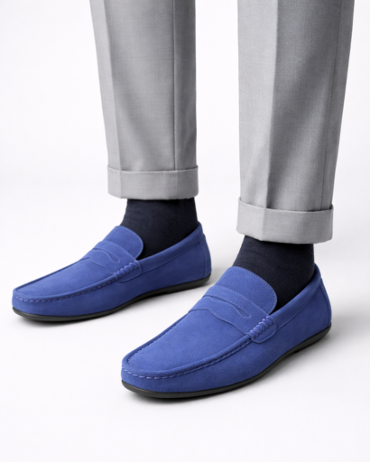 Mocassins homme en daim à enfiler avec couture apparente
