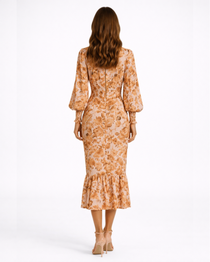 Robe midi fleurie à manches longues avec décolleté en V et volant