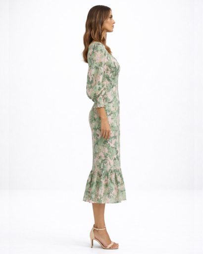 Robe midi fleurie à manches longues avec décolleté en V et volant