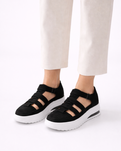 Sneakers donna platform con fascette traforate