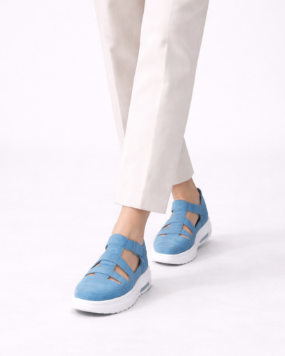 Sneakers donna platform con fascette traforate