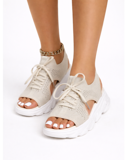 Sandali sneakers traforati stringati con suola spessa