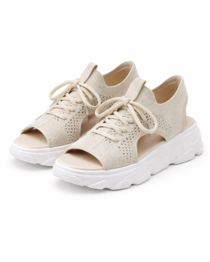 Sandali sneakers traforati stringati con suola spessa