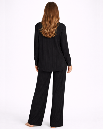 Completo donna camicia e pantaloni fluidi a gamba larga confortevole
