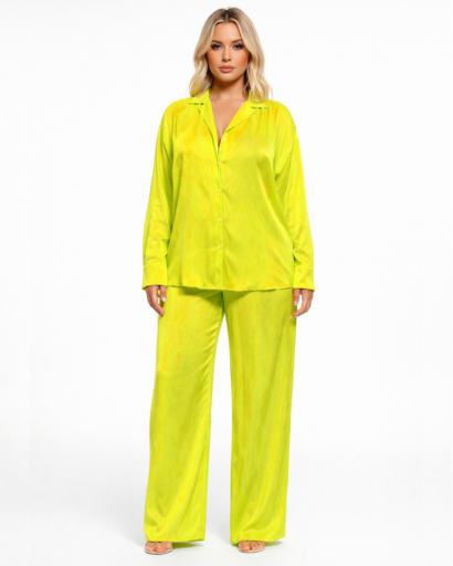 Completo donna camicia e pantaloni fluidi a gamba larga confortevole
