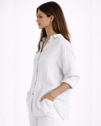 Chemise femme fluide à manches longues avec col classique et boutons