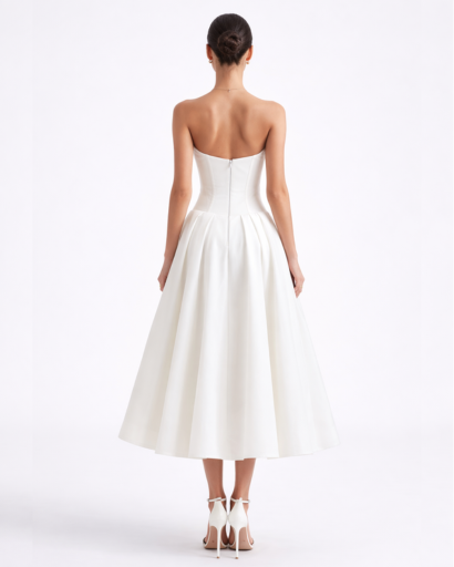 Robe bustier midi évasée avec décolleté structuré et taille cintrée